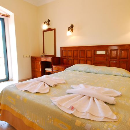Oykun Hotel Фетие Екстериор снимка