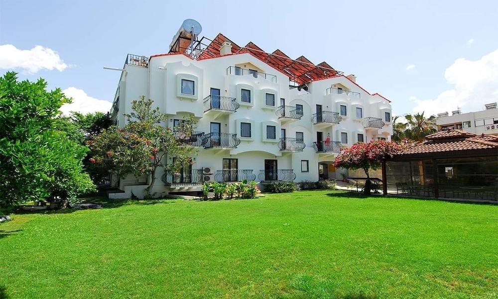 Oykun Hotel Фетие Екстериор снимка