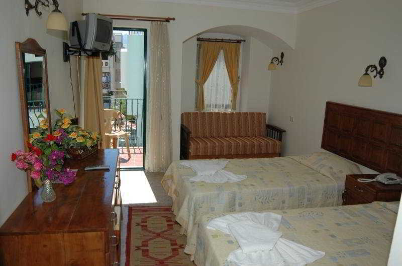 Oykun Hotel Фетие Екстериор снимка